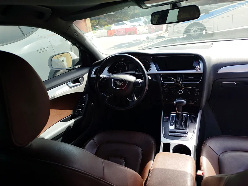 Audi A4 2.5TFSI63224790546691111