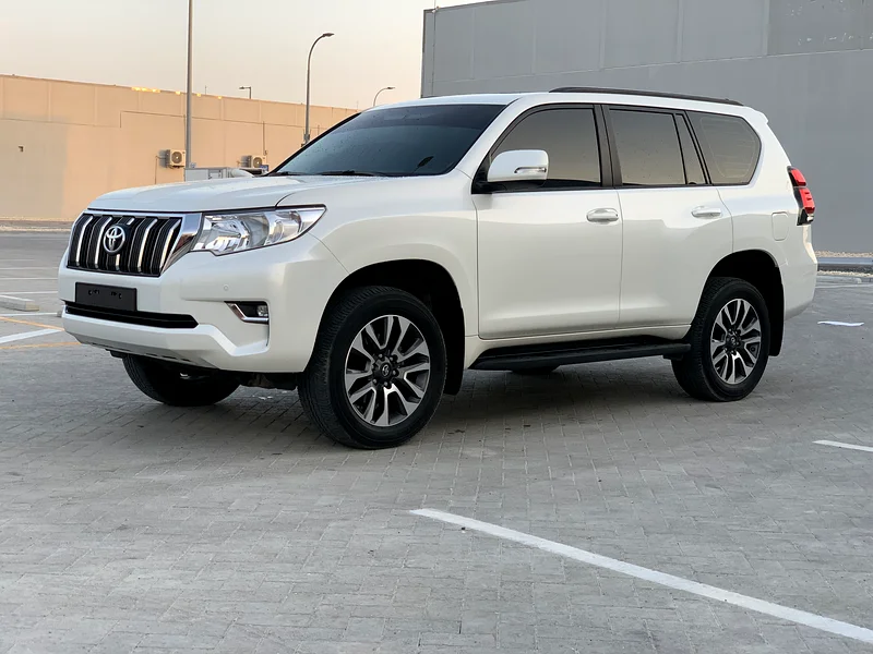 For sale Toyota Prado GXR - Gulf model 2023, full agency paint, inspection condition with no accidents or repainting.63147688995969113