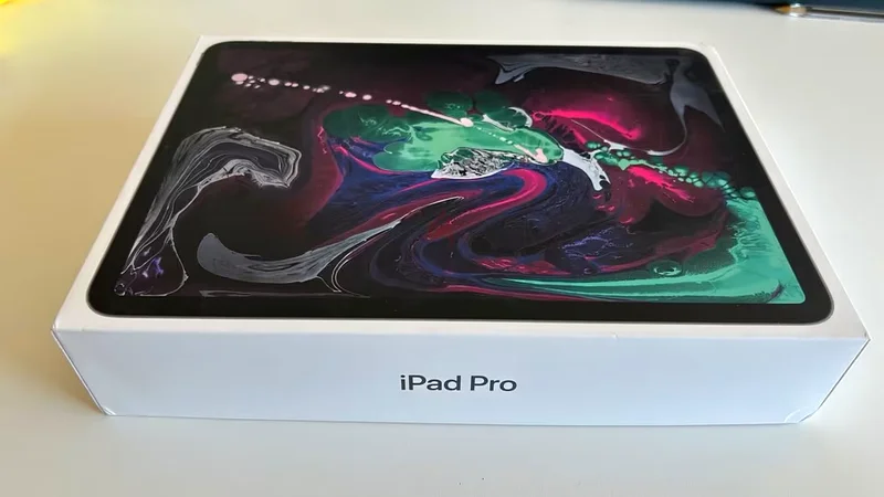 آي باد برو 2018 بحجم 11 بوصة (علبة فارغة)63214895132674110