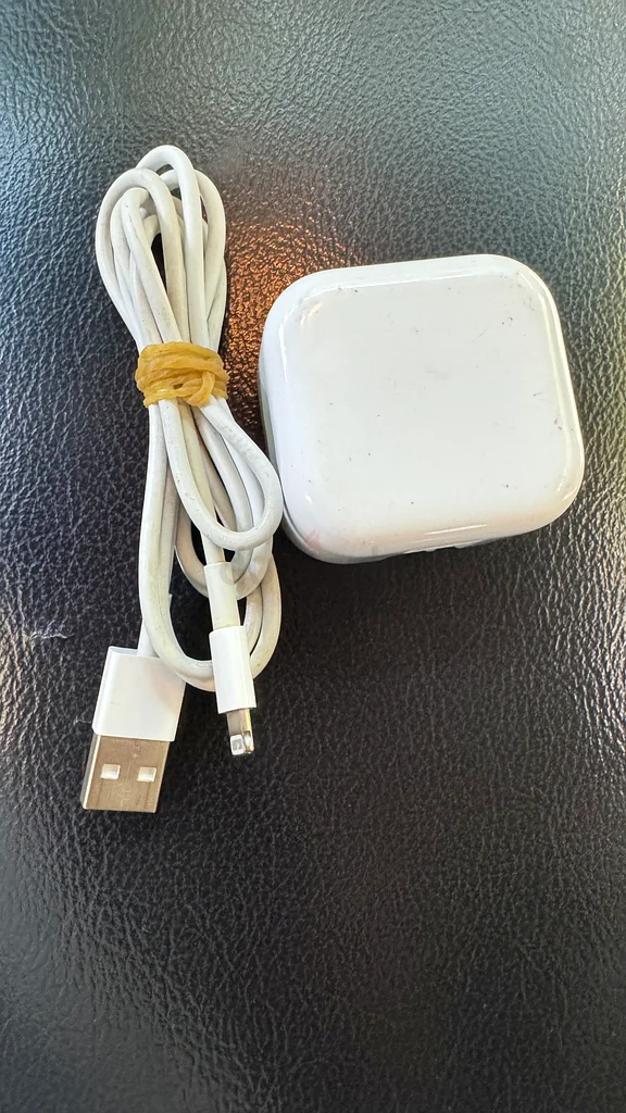 Original apple charger usb to lightning63260753497345111