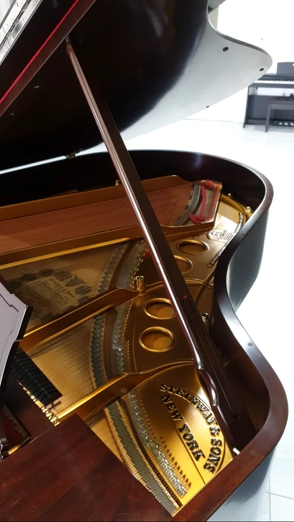 Limited Time: 15%Off! Elegant Steinway  Sons Grand Piano – Exceptional Sound63205879846401112