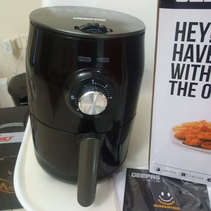 GEEPAS AIR FRYLER LIKE NEW63167588279553111
