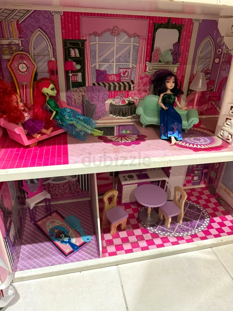 Barbie Doll House63226272844675111