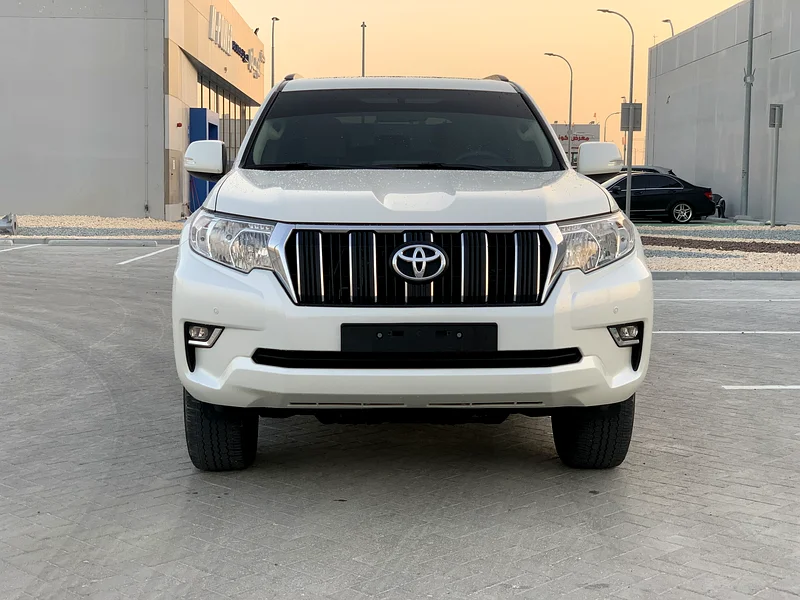 For sale Toyota Prado GXR - Gulf model 2023, full agency paint, inspection condition with no accidents or repainting.63147688995969112