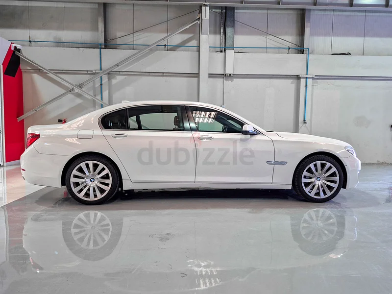 AED 2940/month | 2014 BMW 7-Series  | GCC Specs | Ref#33196963160610261379113