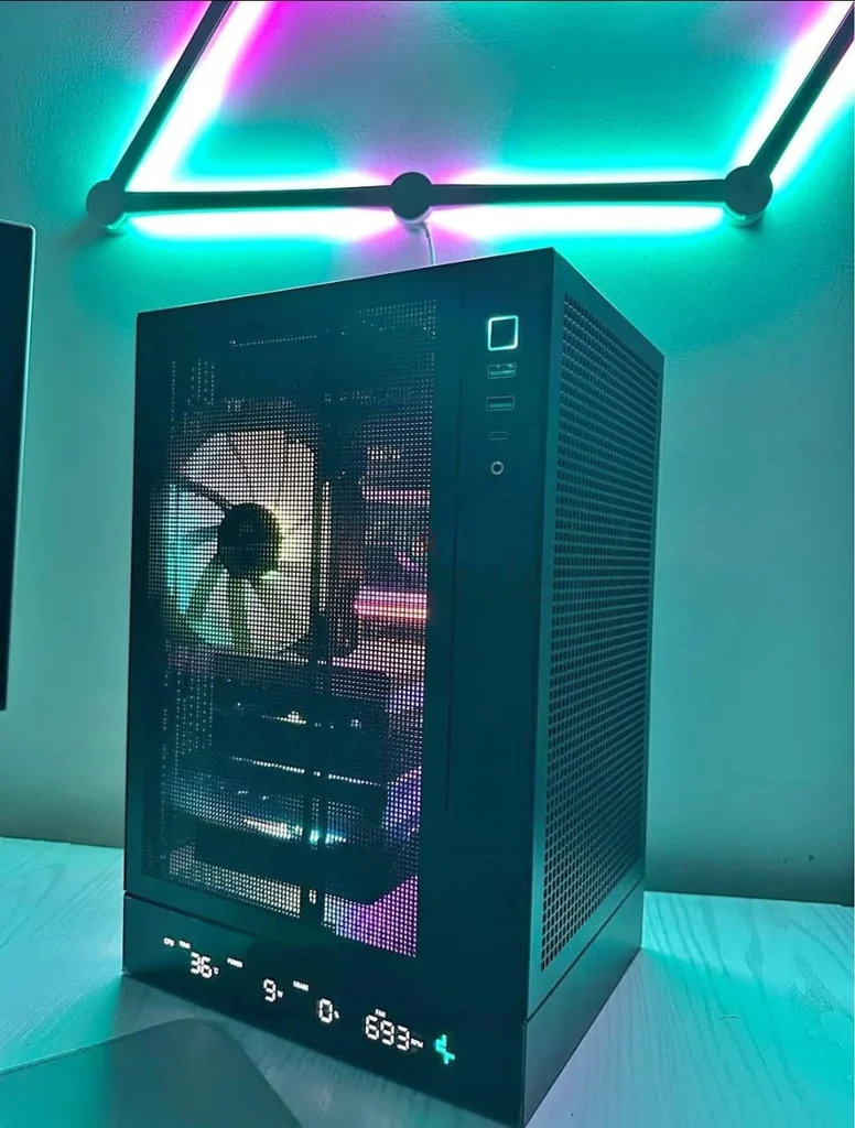 RTX 4070 Super i7 14700K SFF62863825566467113