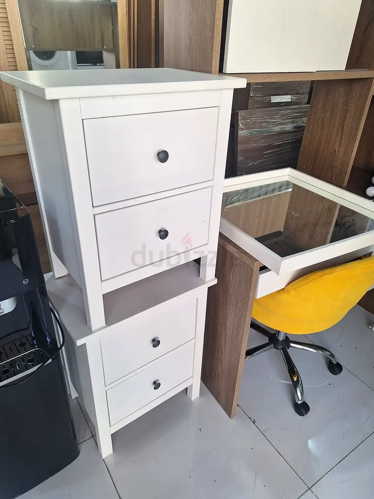 Side tables63217821210755112