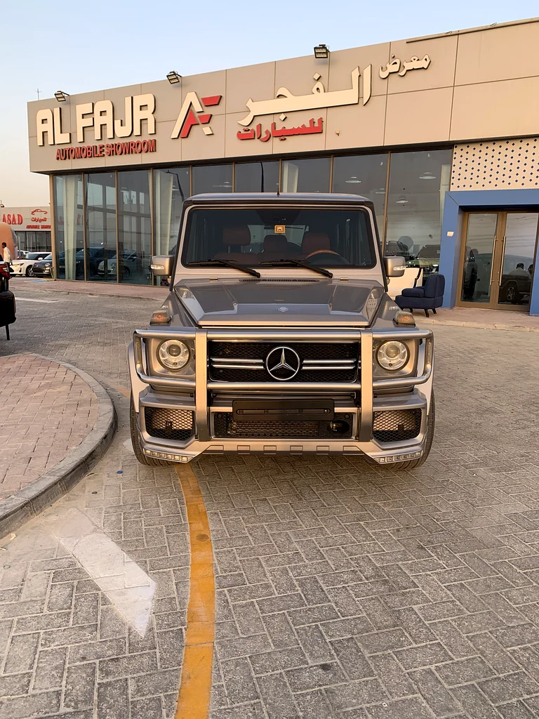 For sale, G55 model, Gulf version, 2009 model, full agency paint, subject to inspection with no accidents or repaints.  
Agency checks, first agency.631638598529301113