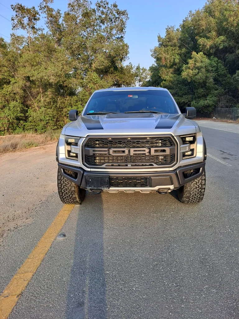 FORD RAPTOR 2018 GCC ORGINAL PAINT NO ACCIDENT VERY CLEAN CAR63227252053378111
