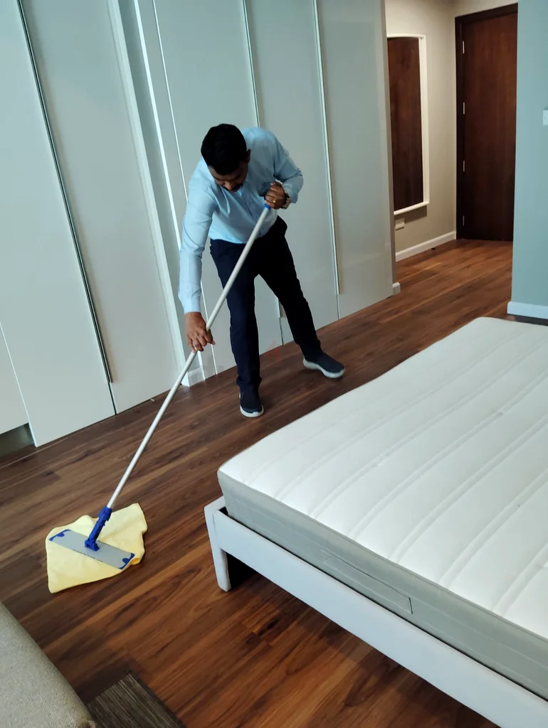 Cleaning services63218321459841112