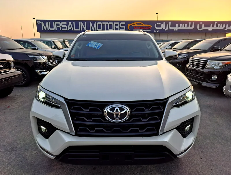 Fortuner EXR 2.7L 2021 White Petrol (Export Only)63158342489603112