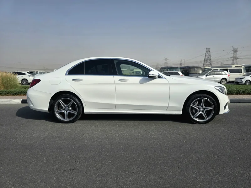 C 200 - 49000 Km Only - Clean Title - Japan Specs - Clean Title62931645746691114
