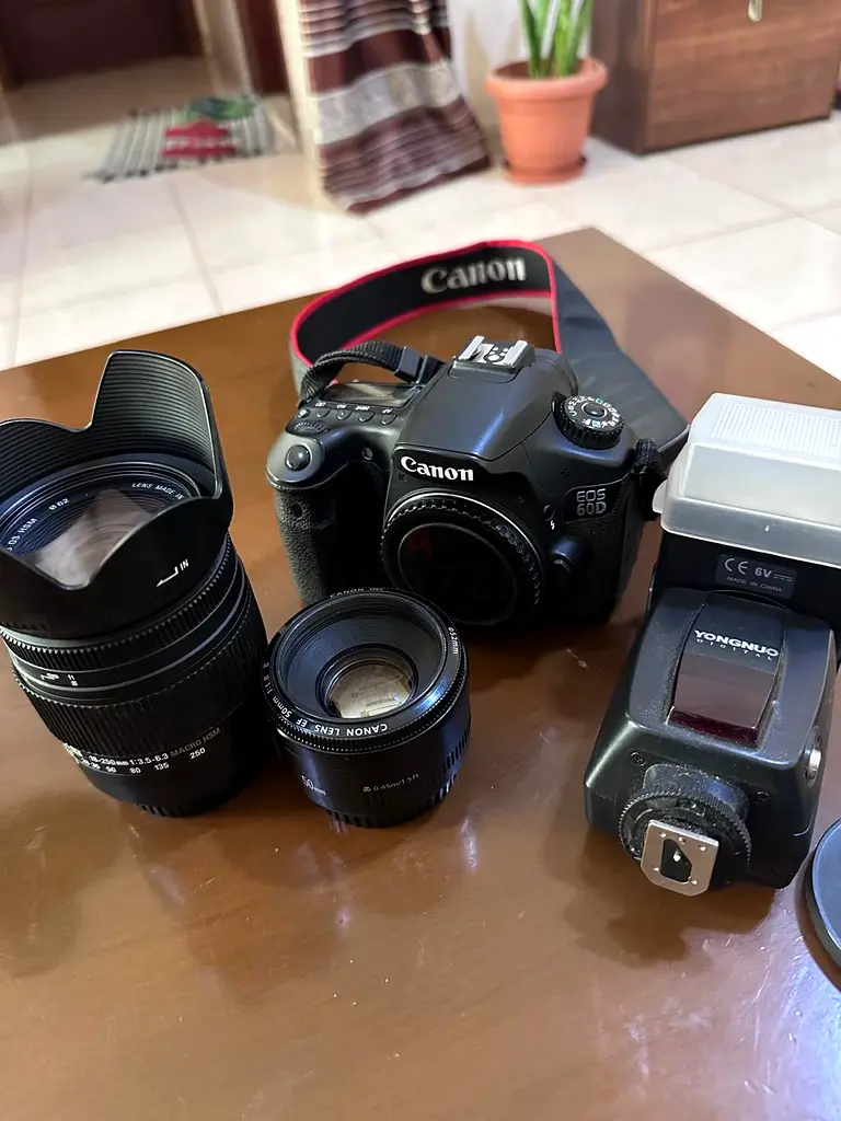 Canon 60D Camera Bundle with Lenses and Flash!