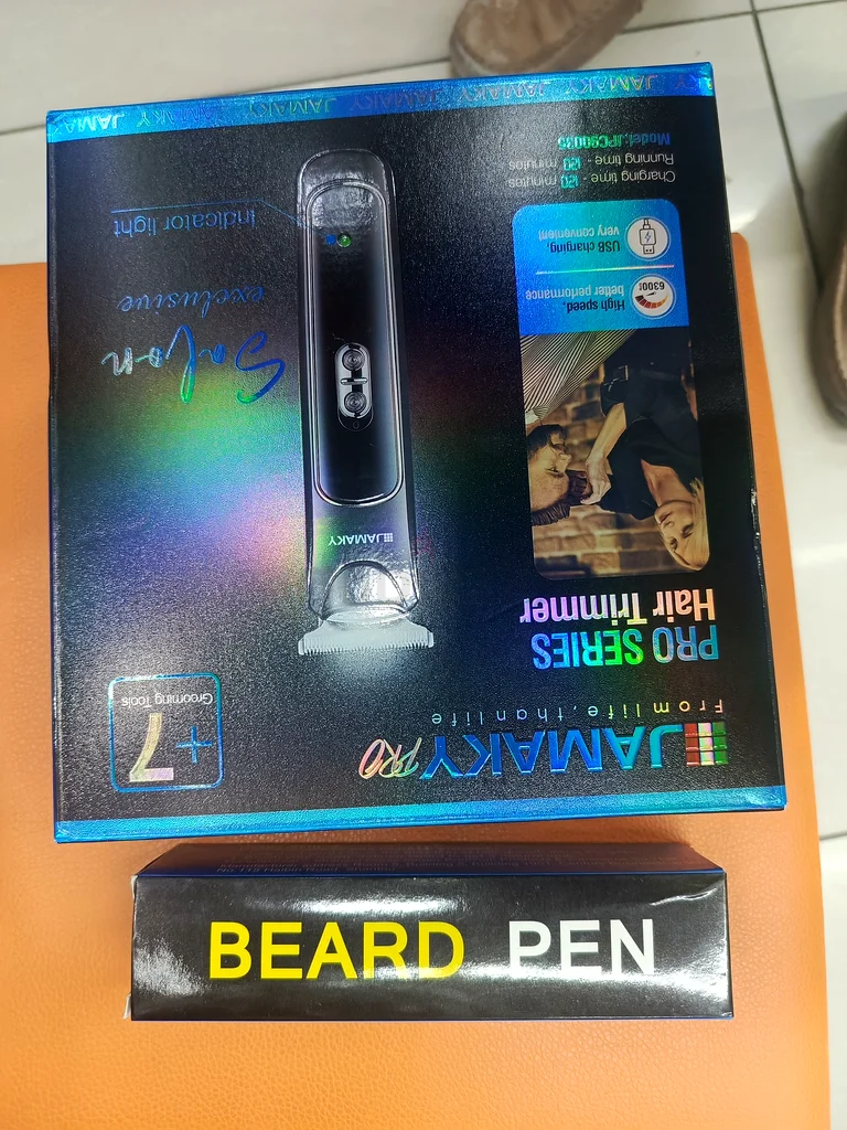Stylish East Moon Beard Pen - Flawless Condition!63242682312578112