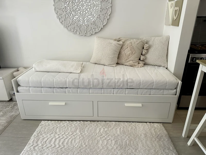 سرير أريكة مع مفرش63215862894083111