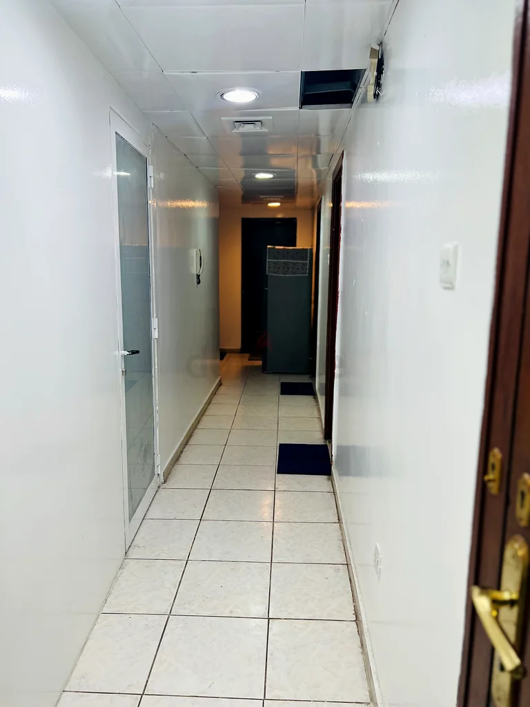 مساحة سرير نظيفة جدًا للإناث فقط - مفروشة بالكامل في وسط المدينة - محفوظة جيدًا - جاهزة للسكن63314306966402113