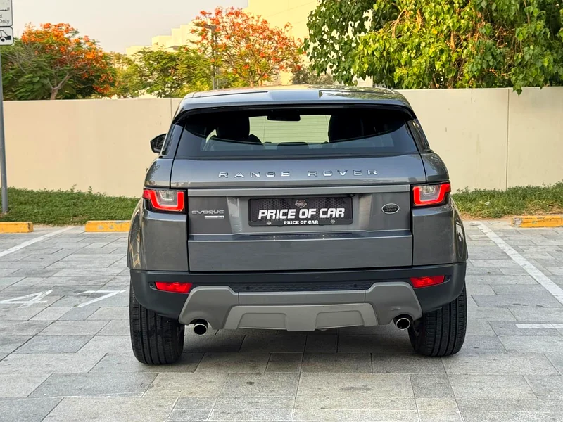 AED1,121/monthly // GCC 2017 Range Rover Evoque Prestige 2.0L V4 // with PANORAMIC SUNROOF!!63159713624193111