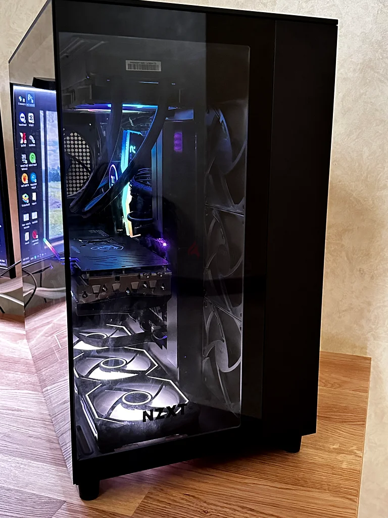 Complete High-End PC Bundle - Gaming PC + Monitor + Mic + Accessories63167118074755112