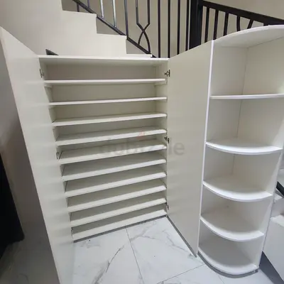 Stylish White Shoe Cabinet with Sleek Design