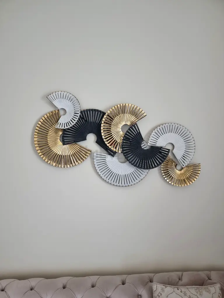 Metal decoration