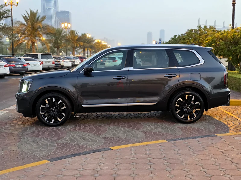 Kia telluride GT line 2024 Gcc 3500km only63152289312899114