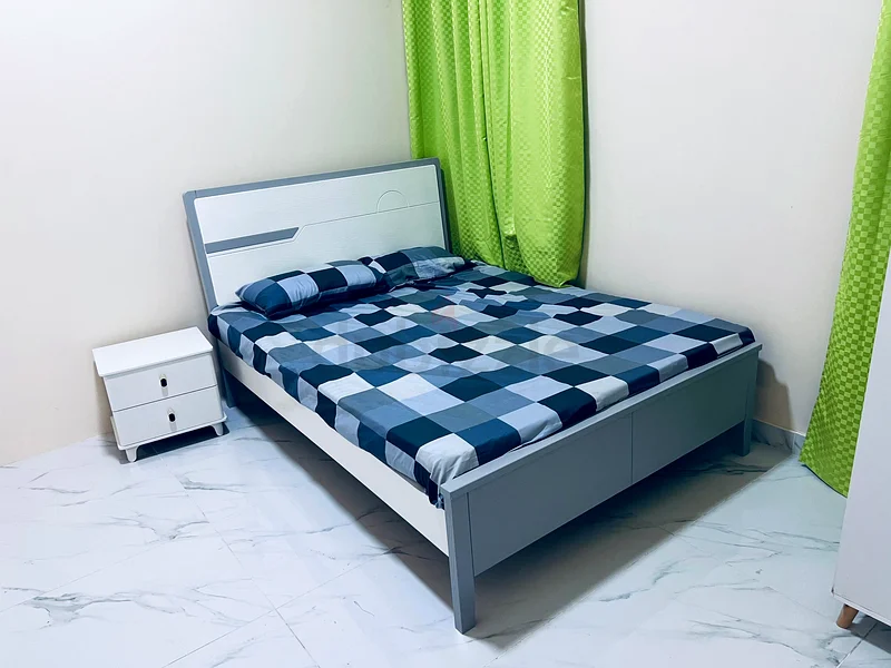 شقة مفروشة بالكامل متاحة للعائلة في توار 4 (مقابل مركز شرطة القصيص)63315040764290112