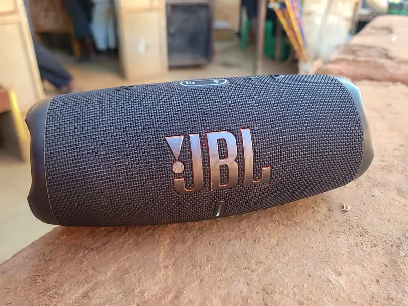 JBL Charge 5 | Powerful JBL Portable Bluetooth Speaker for Sale!632635225152031127
