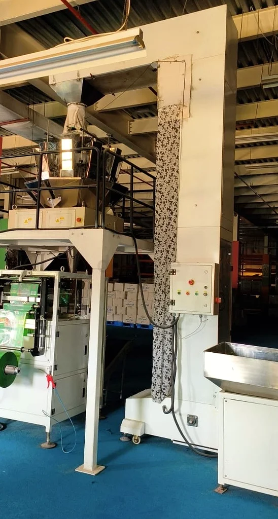 ماكينة تعبئة وتغليف عالية الجودة للبيع63257633273730113