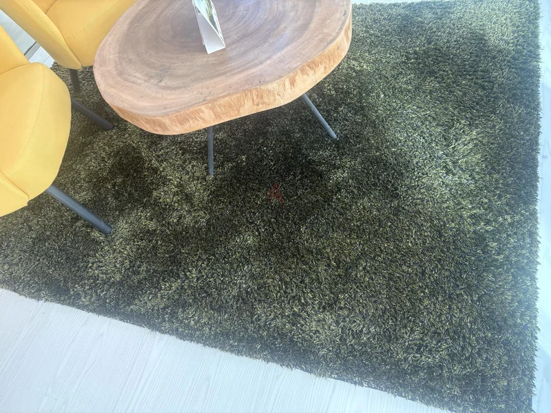 Green Carpet!63180366764801112
