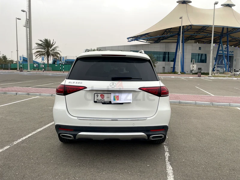 ابوظبي الشامخة63146745352451111