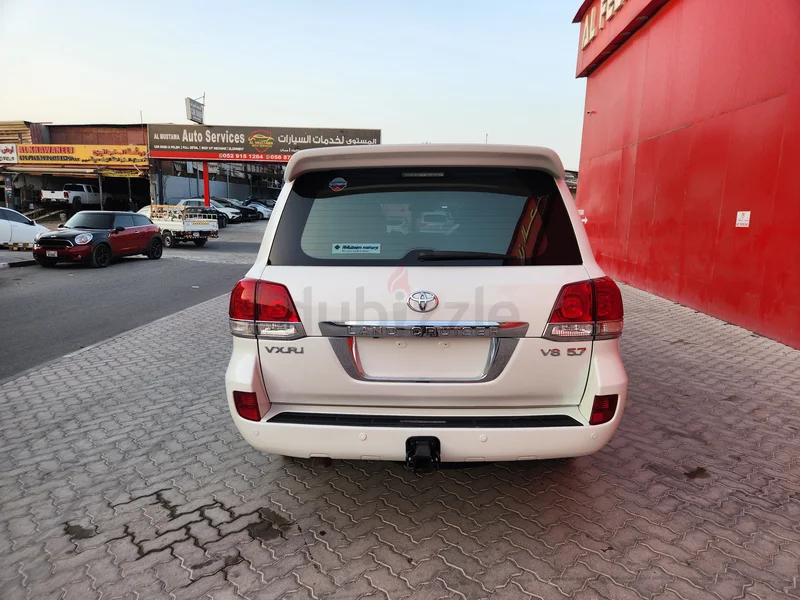 لاند كروزر VXR 5.7 V863140687903875112