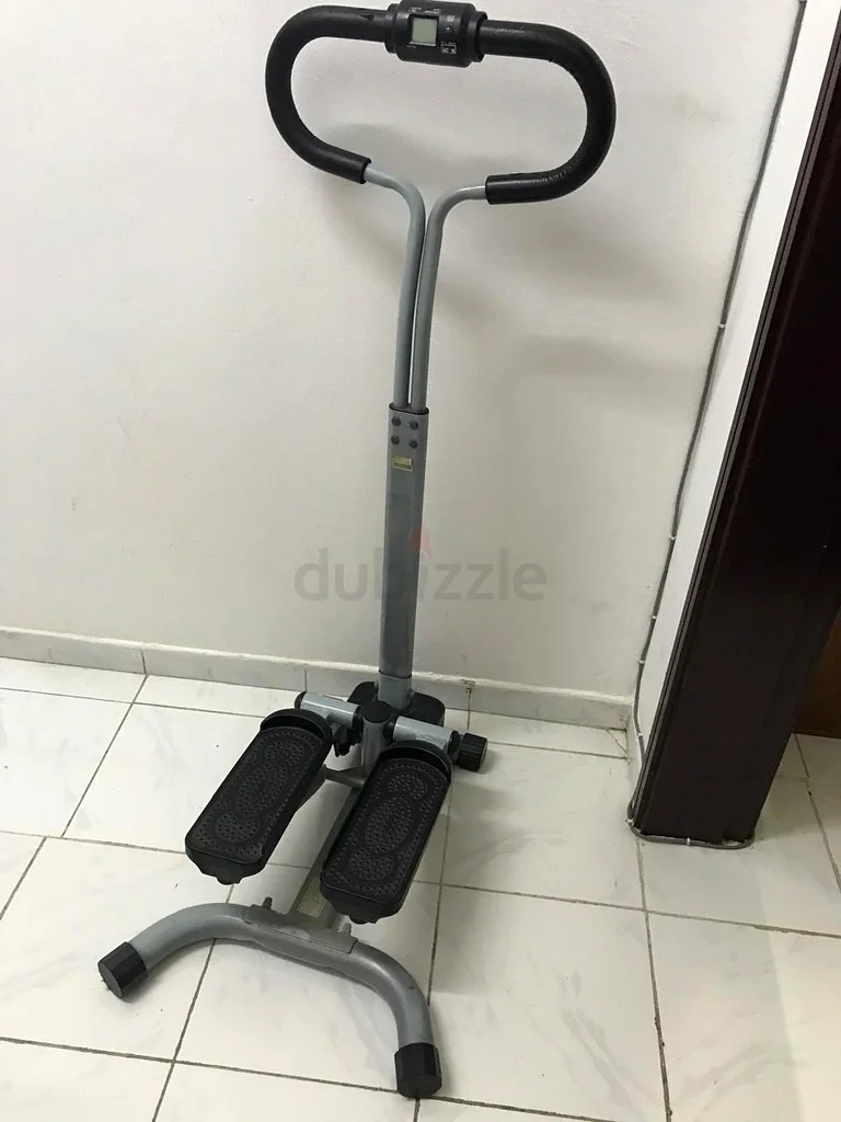 Compact Stepping Machine for Home Workout63242690372867111