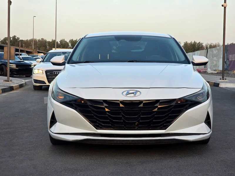 Hyundai Elantra 2022, American specifications, customs papers in good condition63136481771139111