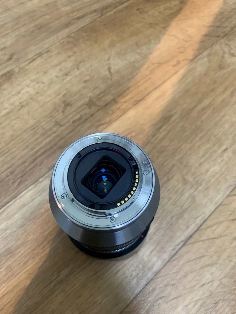 عدسة سوني SEL18200 E18-200 مم f/3.5-6.3 OSS63233641771266112