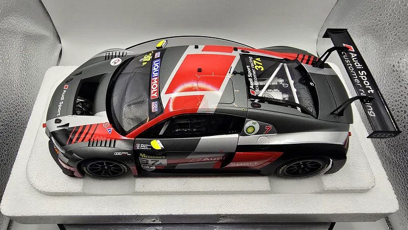 1/18 Autoart Audi R8 LMS Model Car – A Collectors Dream!63223351791747114
