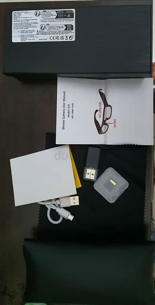 Smart Eyewear with Accessories - A Great Tech Companion!