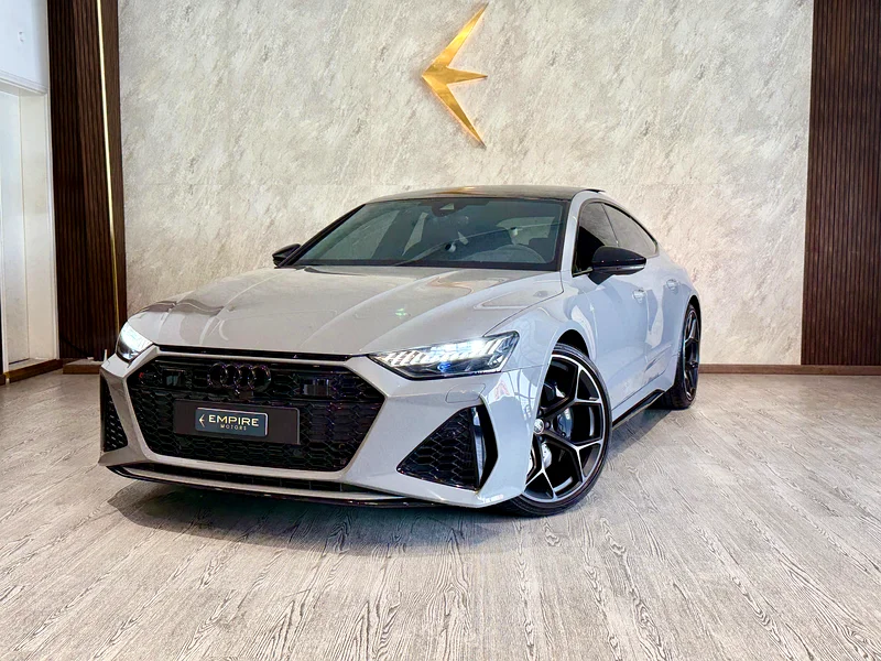 AUDI RS7 Sportback Performance II 2024 II UNDER WARRANTY AND SERVICES  AL NABOODA II 7500 MONTHLY63225312076033112