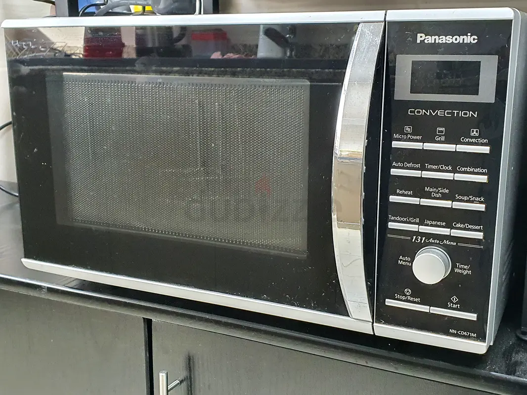 Modern Panasonic Convection Microwave - Excellent Condition!