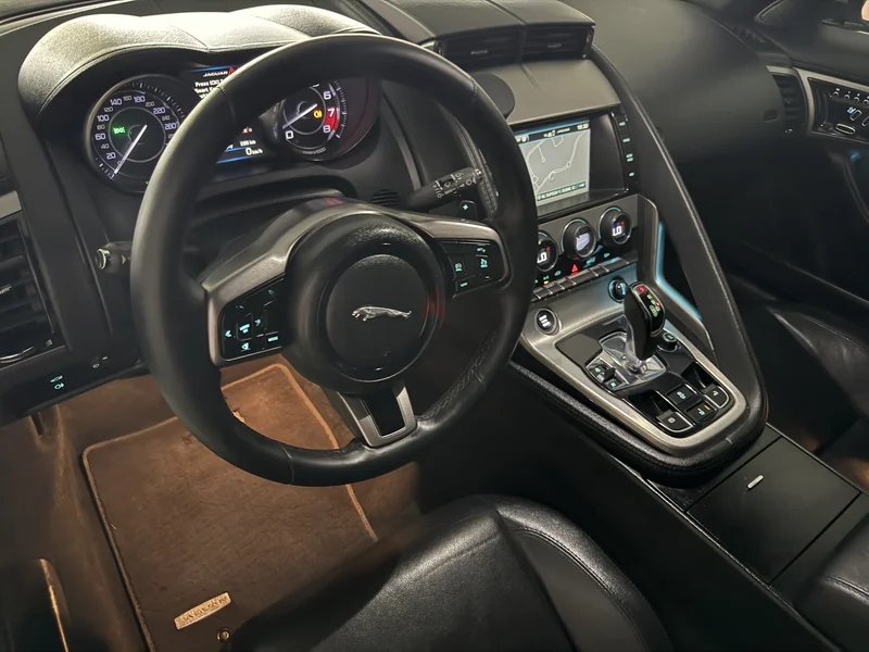 Jaguar Ftype Convertible GCC62934683737985114