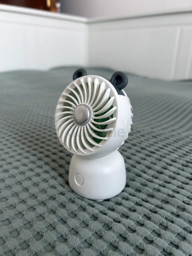 Mini adjustable fan for sale63219823355779111