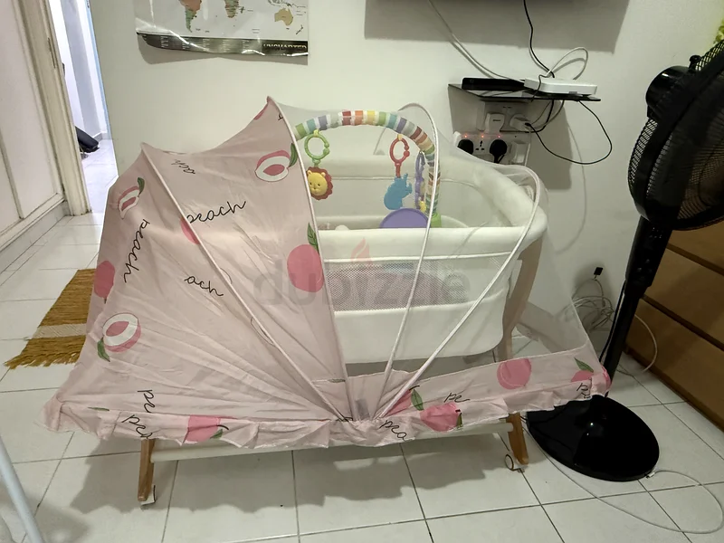 Charming Baby Bassinet with Mosquito Net63204862478466111