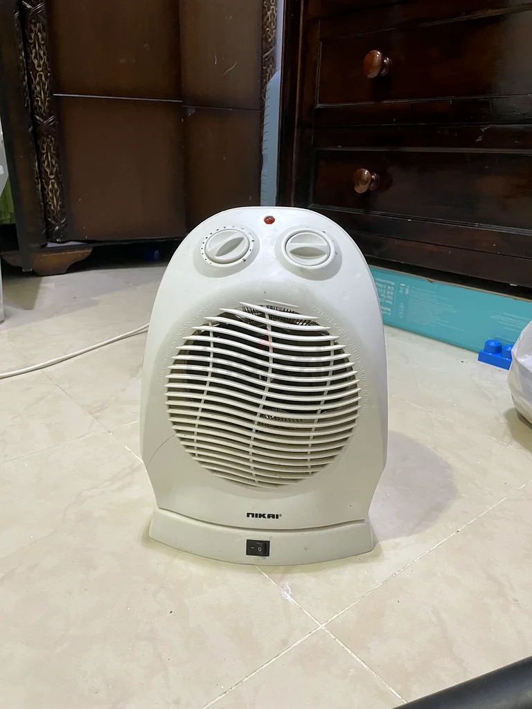 مروحة سخان كهربائي فعالة وصغيرة للبيع63167583680771111