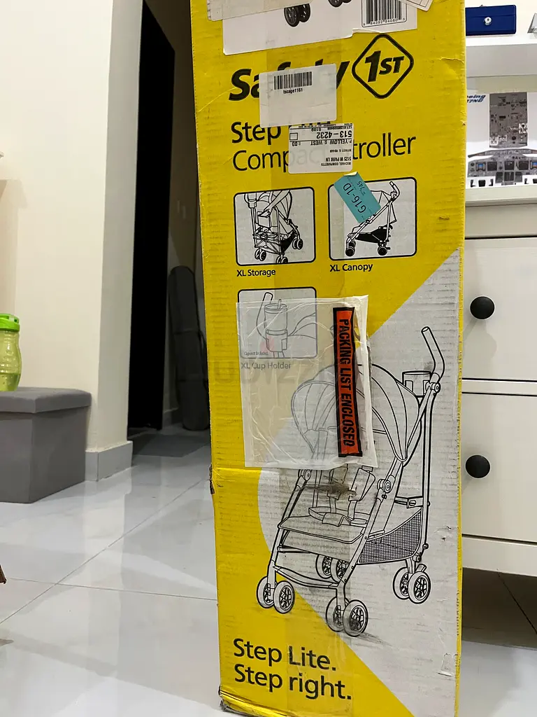 Stylish and Functional Lightweight Stroller for Your Little One63205886357633116