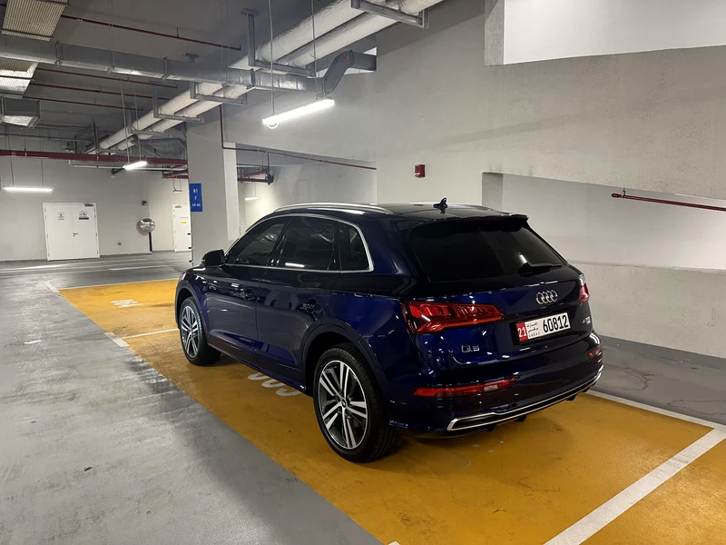 Audi. Q5. 45TFSI. 2020. S Line. 64000 kmUnder Audi Warranty. Zero Accident63149584272002113