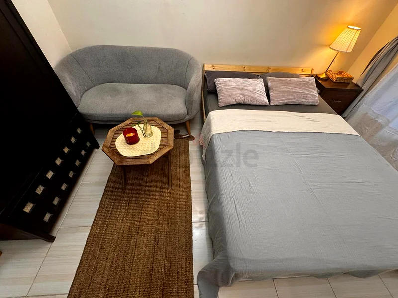 Spacious Room with Private Bathroom63623818558338114