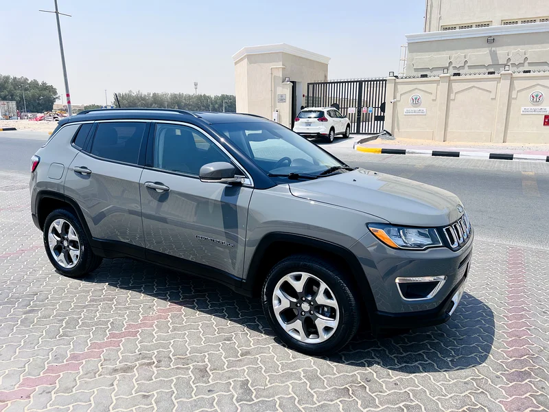 JEEP COMPASS 2017 / Low mileage63140196331265112