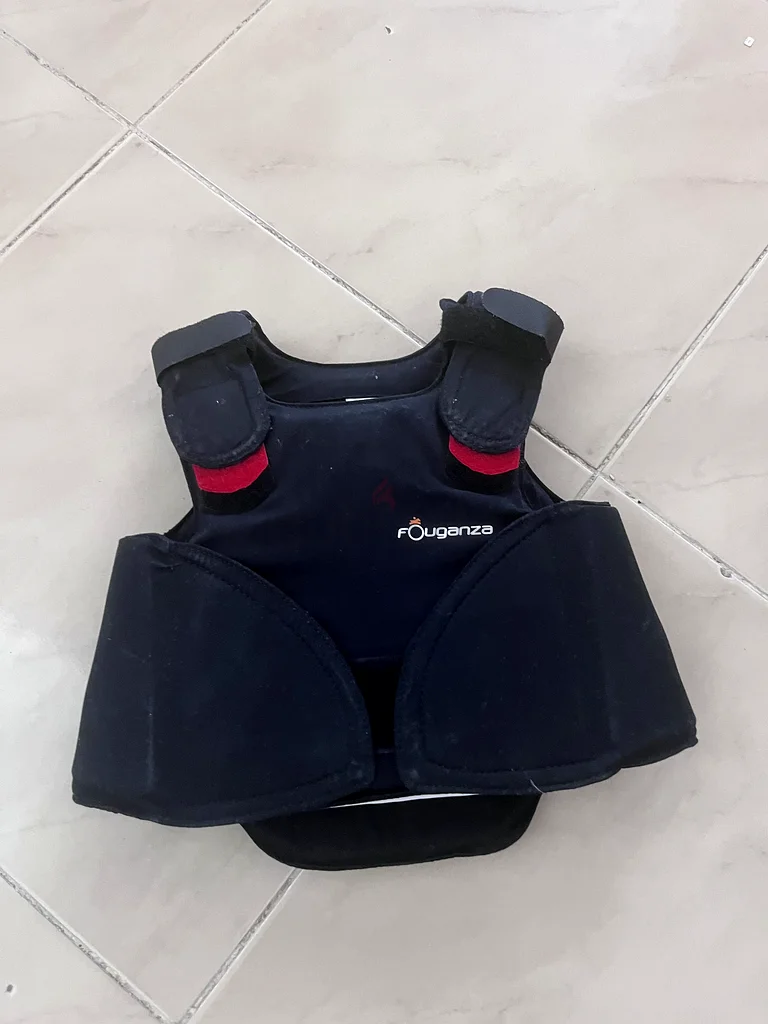 سترة السلامة للفروسية للأطفال من سن 4 إلى 6 سنوات632472490695691110