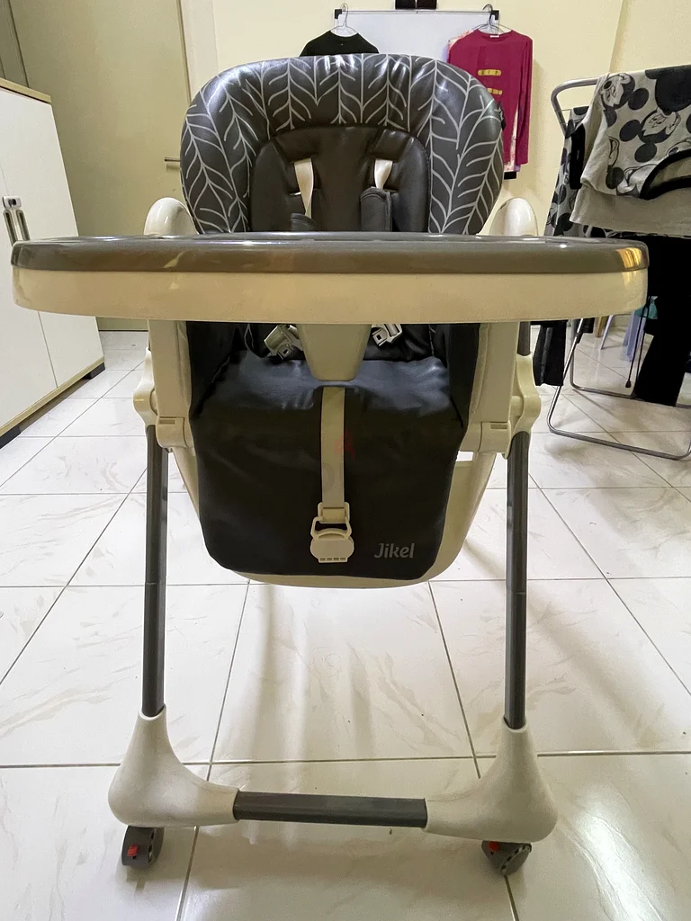 Comfortable and Stylish High Chair with recline option63203183139971110