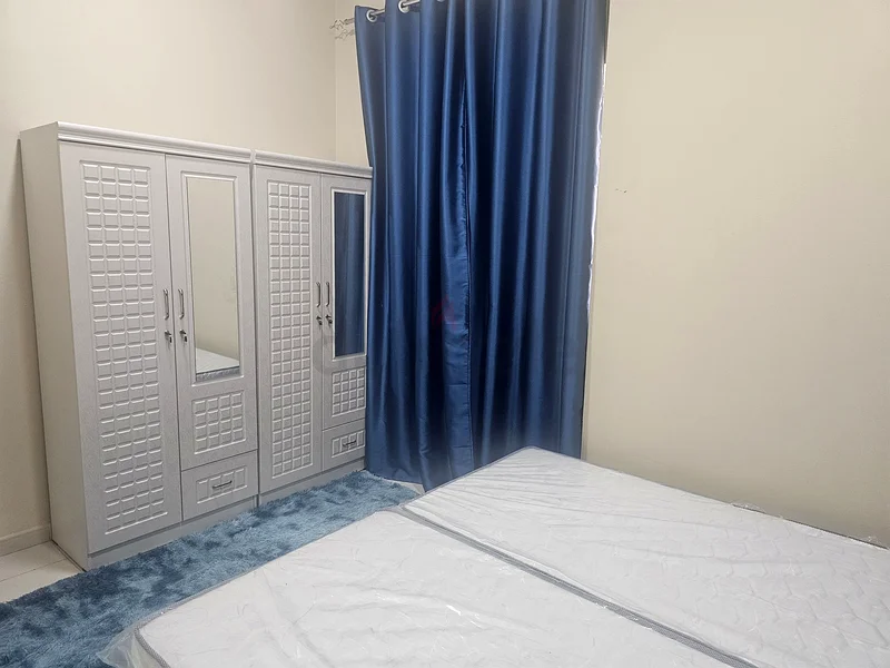 LUXURY MASTERBEDROOM WITH ATTACHED BATHROOM FOR FEMALES63624070733057112