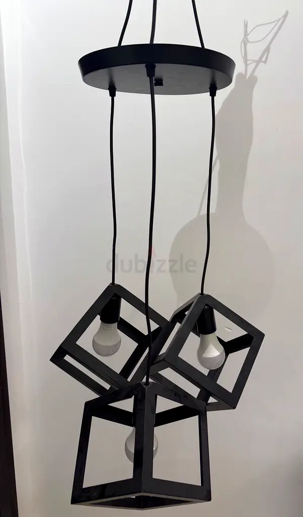 Light fixture with smart RGB Led bulbs